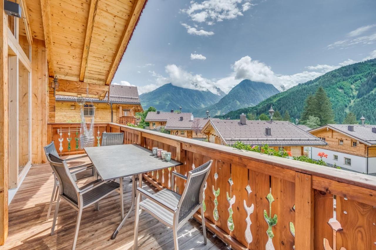 Chaletdorf Am Sonnenhang Neukirchen am Grossvenediger Exterior foto